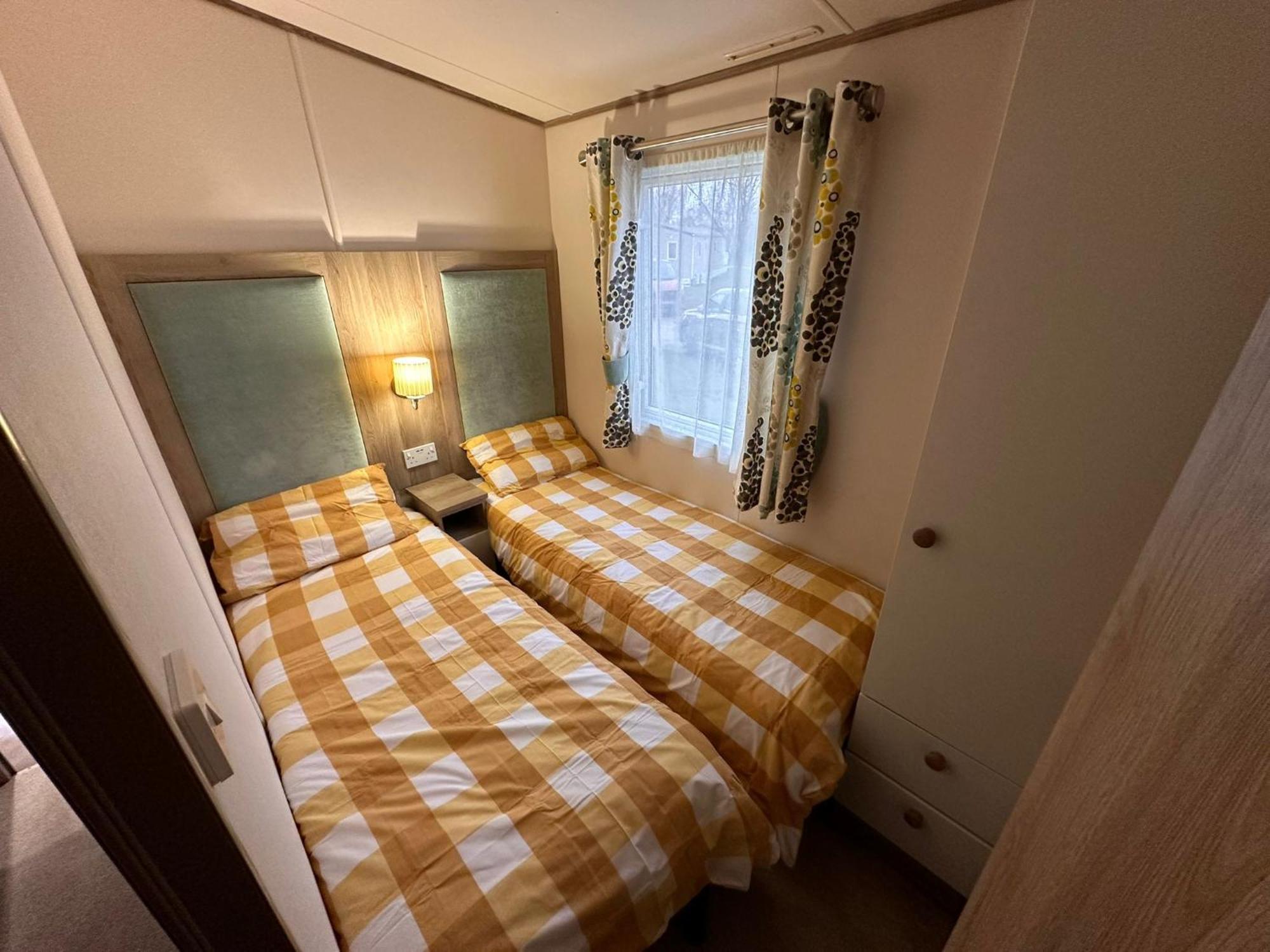 Tattershall Lakes 6 Berth With Bath エクステリア 写真